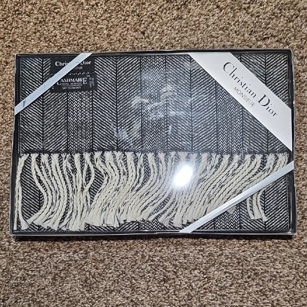 Christian Dior Cashmaire Scarf Vintage (NIB)